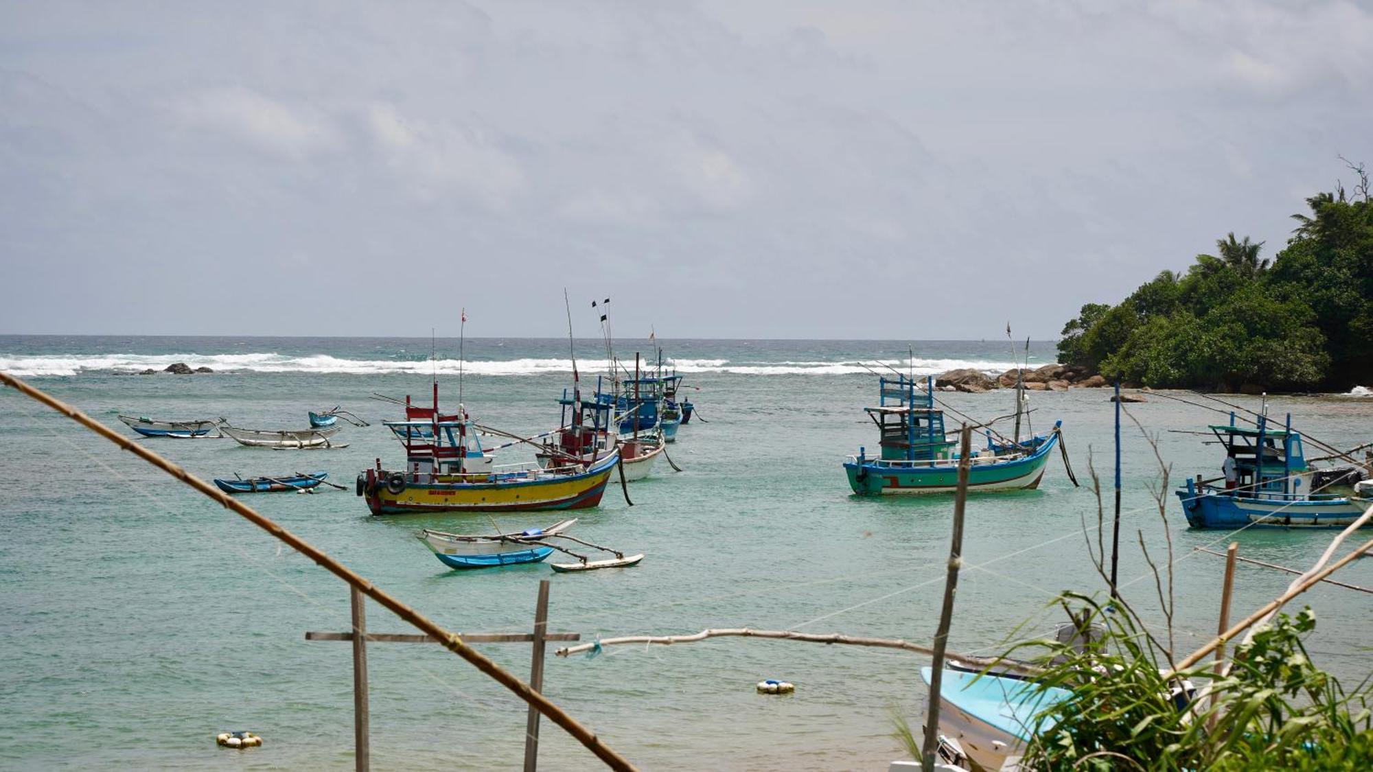 Horizon Inn By Oceanlife Surf Stay Weligama Exterior photo