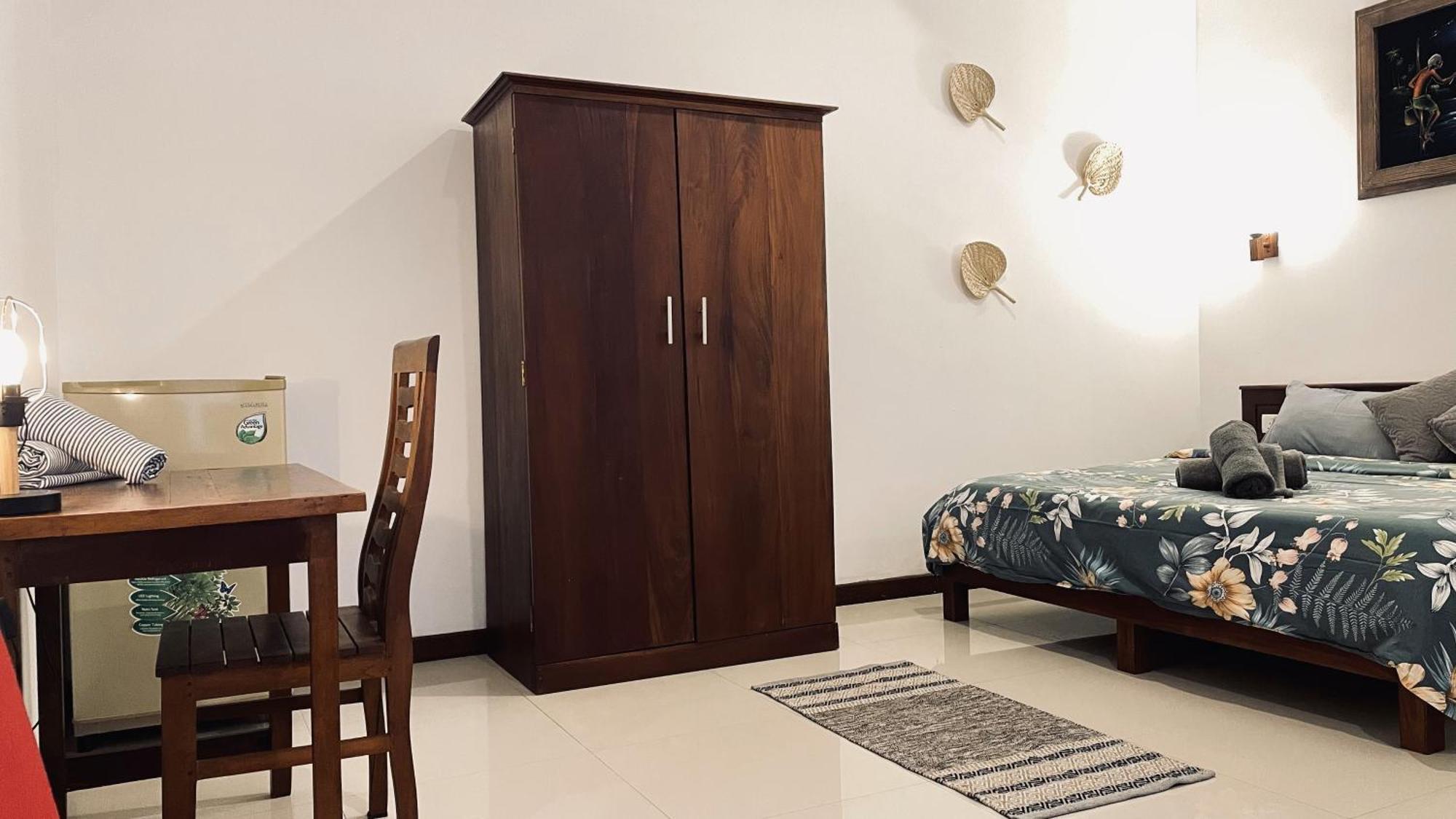 Horizon Inn By Oceanlife Surf Stay Weligama Exterior photo