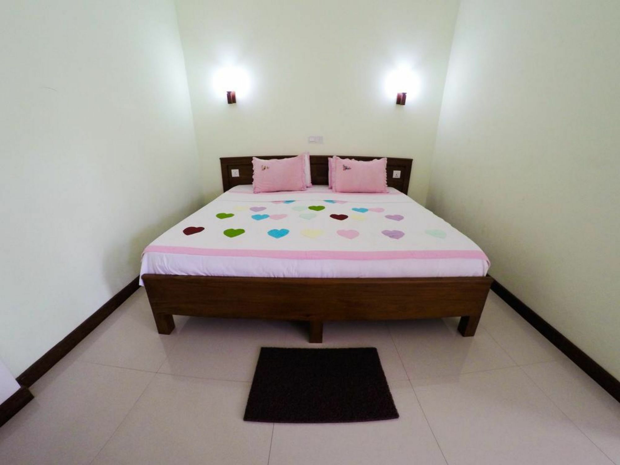 Horizon Inn By Oceanlife Surf Stay Weligama Exterior photo